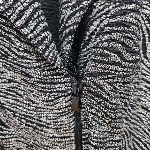 Chico's Black Metallic Silver Jacket Zip Zebra Size 1 Medium stretch Pockets - Picture 4 of 15